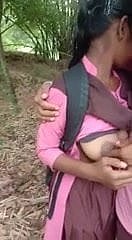 Viluppuram tamil pasangan kolej politeknik menikmati seks dalam hutan