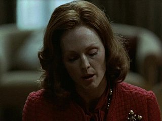 Julianne Moore en escena erótica