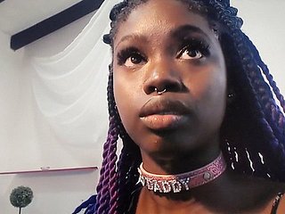 pantat perempuan manis Afrika itu