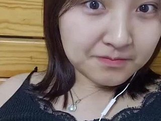 히나타 1, 노출 중국어 학생