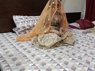 Paar Hardcore Sex relative to der Hochzeitsnacht