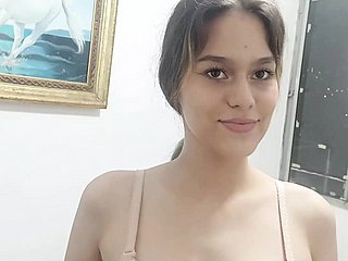 ฉันมีเพศสัมพันธ์กับน้องสาวของฉันก่อนที่เธอจะออกจากวิทยาลัยของเธอ