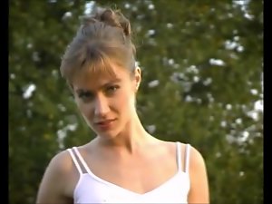 Yulia Tikhomirova - Come Far encircling USSR (joke)