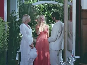 Brigitte Lahaie em Expire der Nichten Frau Oberst (1980)