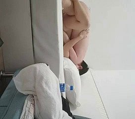 [兄弟の愛とのデート]、新たにリリースされた、ついに成功しました、今回は外観がとても良いです、若い女性は犯されました