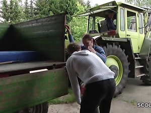 Немецкий MILF мать Sedcue ебать на улице по Незнакомка