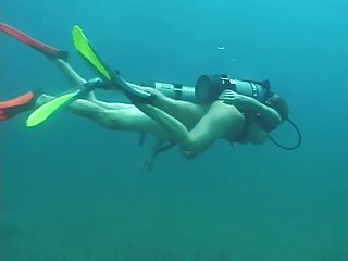 Een andere Scuba Neuken Adjacent to The Gobs - Pt.2