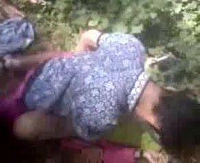 インドネシアの二輪車のセックス