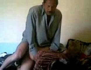 pembantu India akan kacau