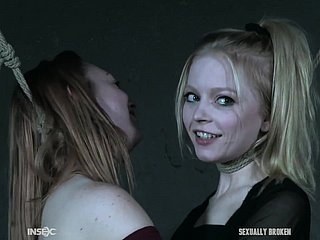 pussy kejam Bdsm untuk muda Alice