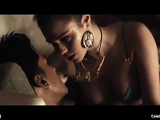 Escenas celebridad desnuda Kaya Scodelario Deject ropa interior atractiva y Erótica Película