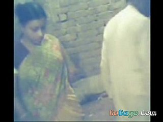 Desi Aunty Make the beast with two backs dengan Jiran